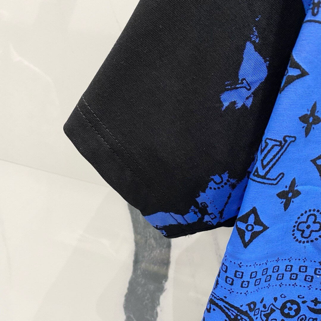 T-shirt imprimé bleu Rendering