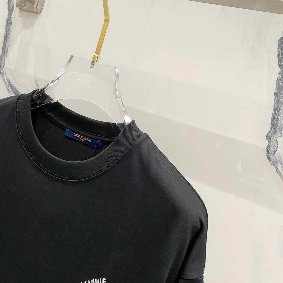Patrón de bordado de manga de camiseta