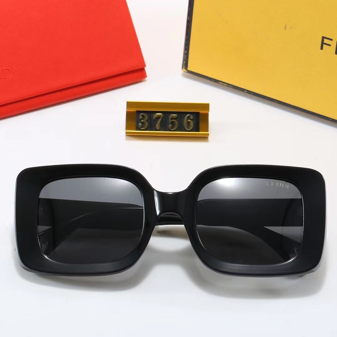 Lunettes de soleil à monture carrée