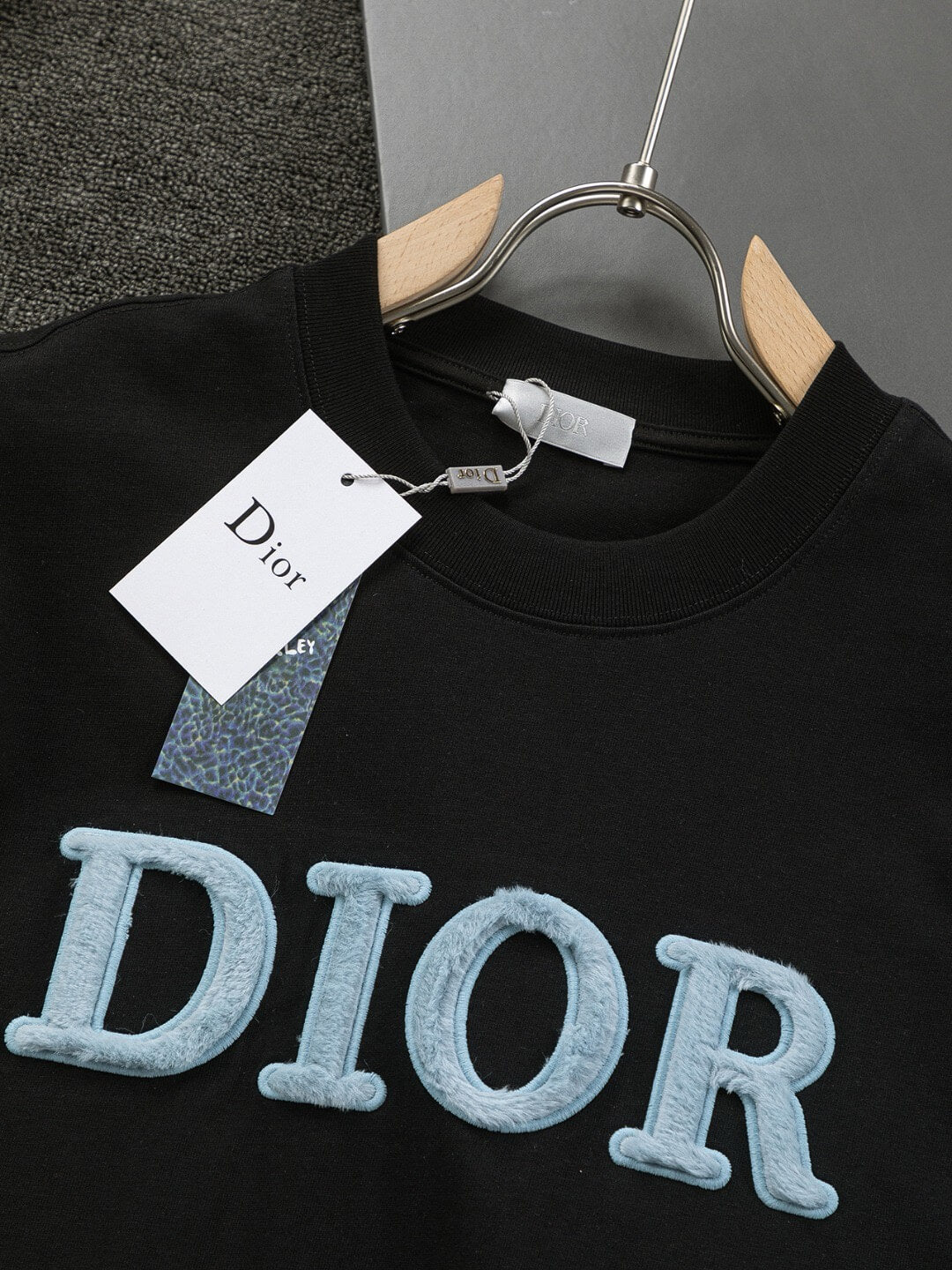 T-shirt floqué brodé
