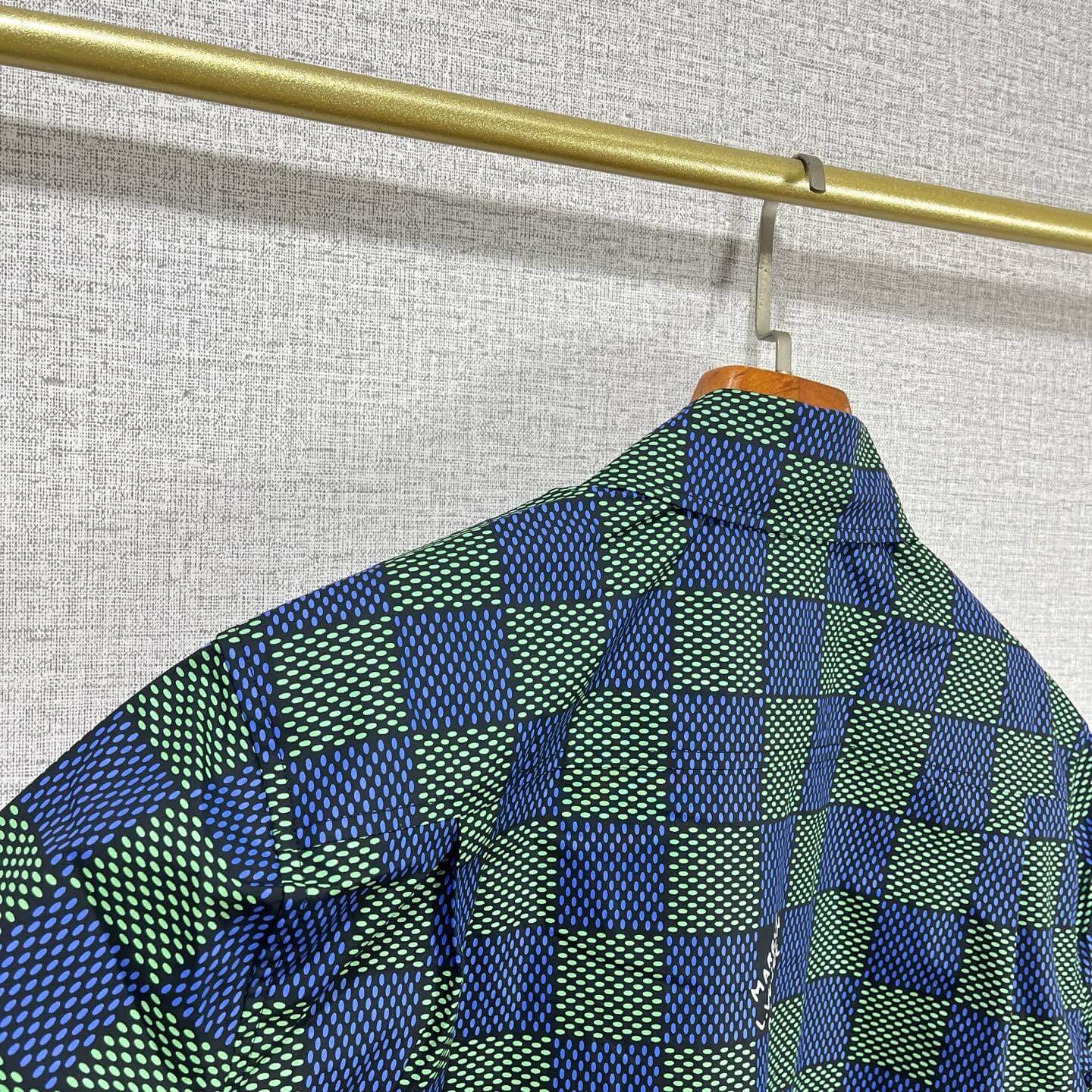 Chemise à manches courtes à imprimé intégral