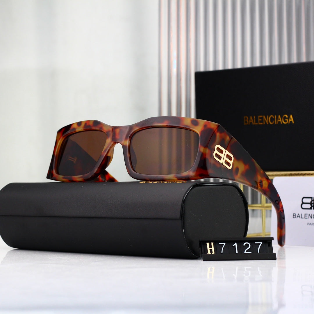 Lunettes de soleil rétro enveloppantes