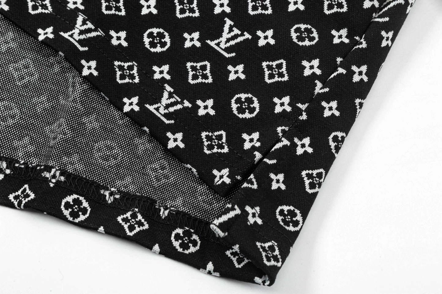 Polo con estampados de cuerpo entero