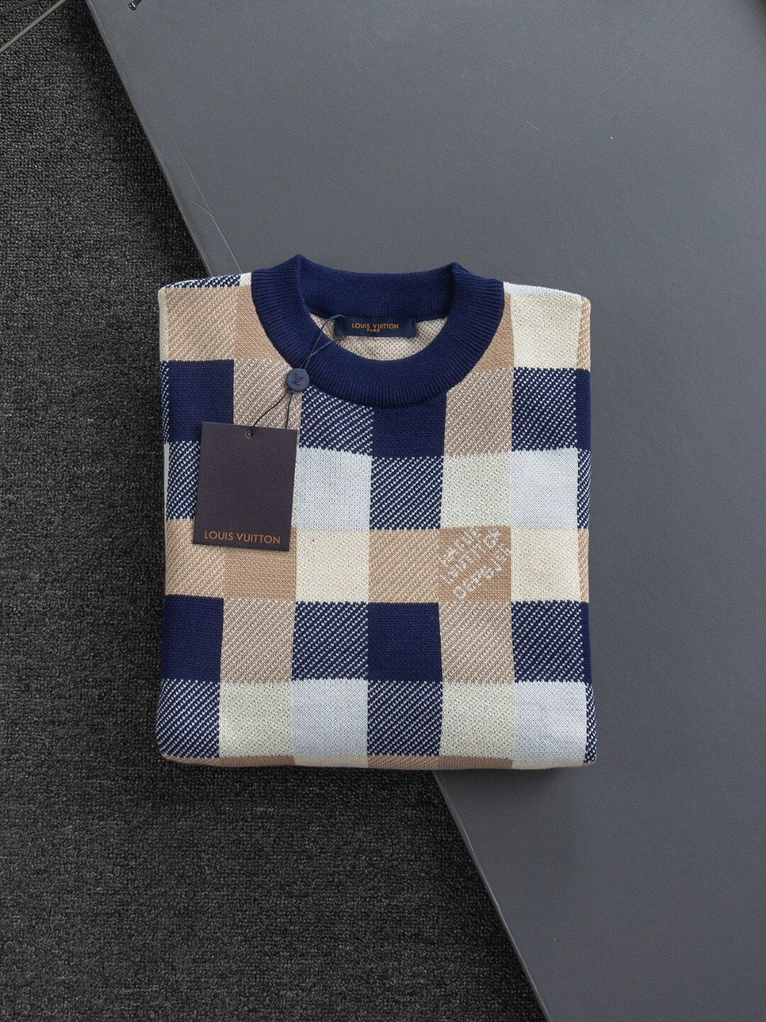 New Plaid Design Sweatshirt