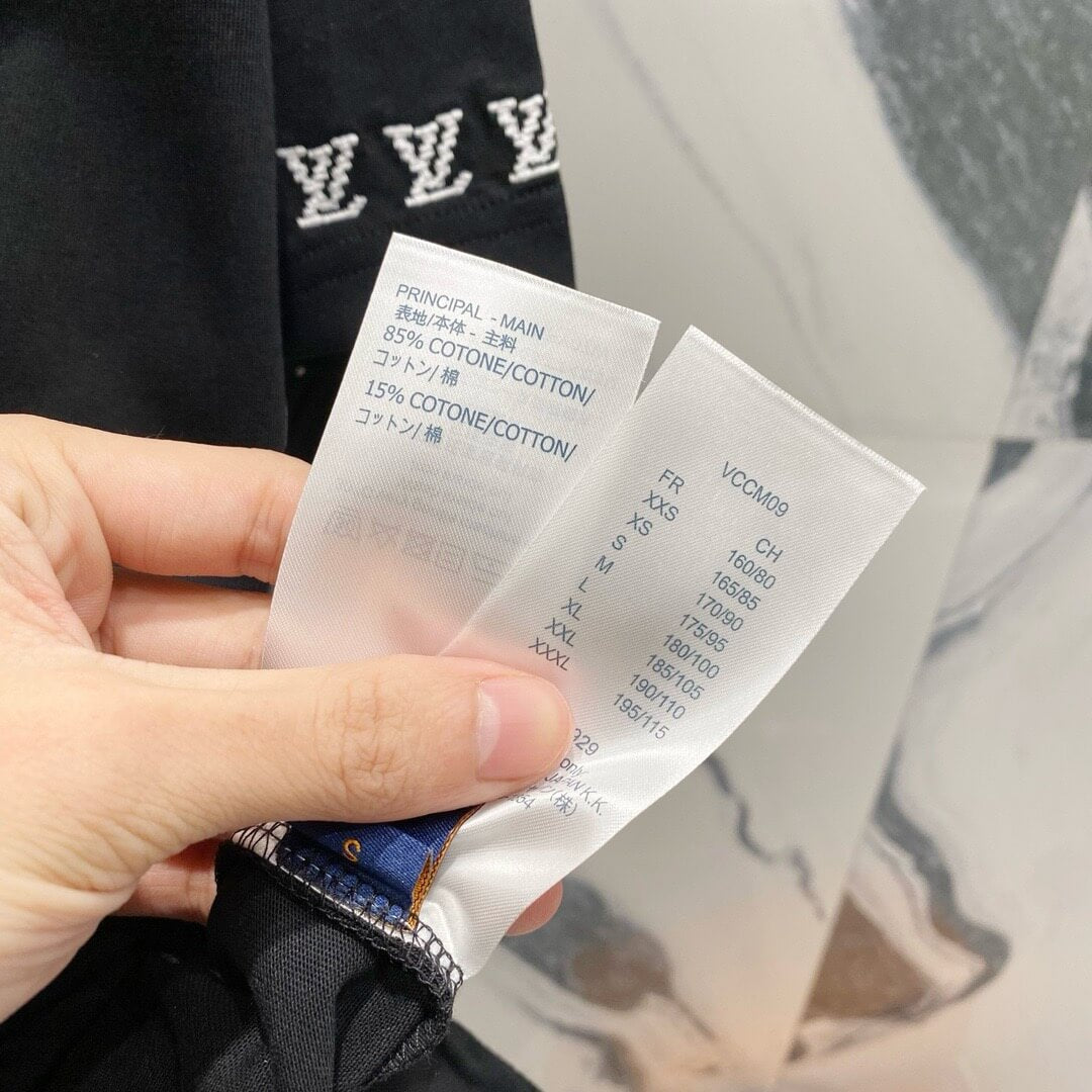 Patrón de bordado de manga de camiseta