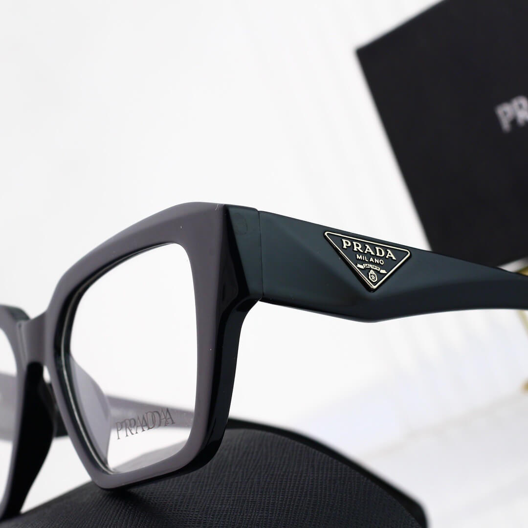 Gafas lisas de montura grande, modernas y sencillas