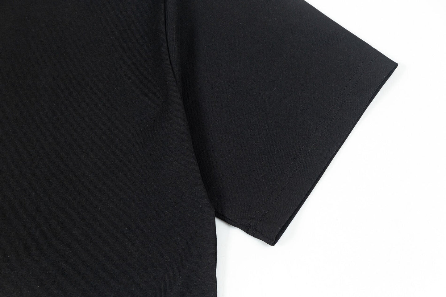 Camiseta de tela lavada con bolsillo