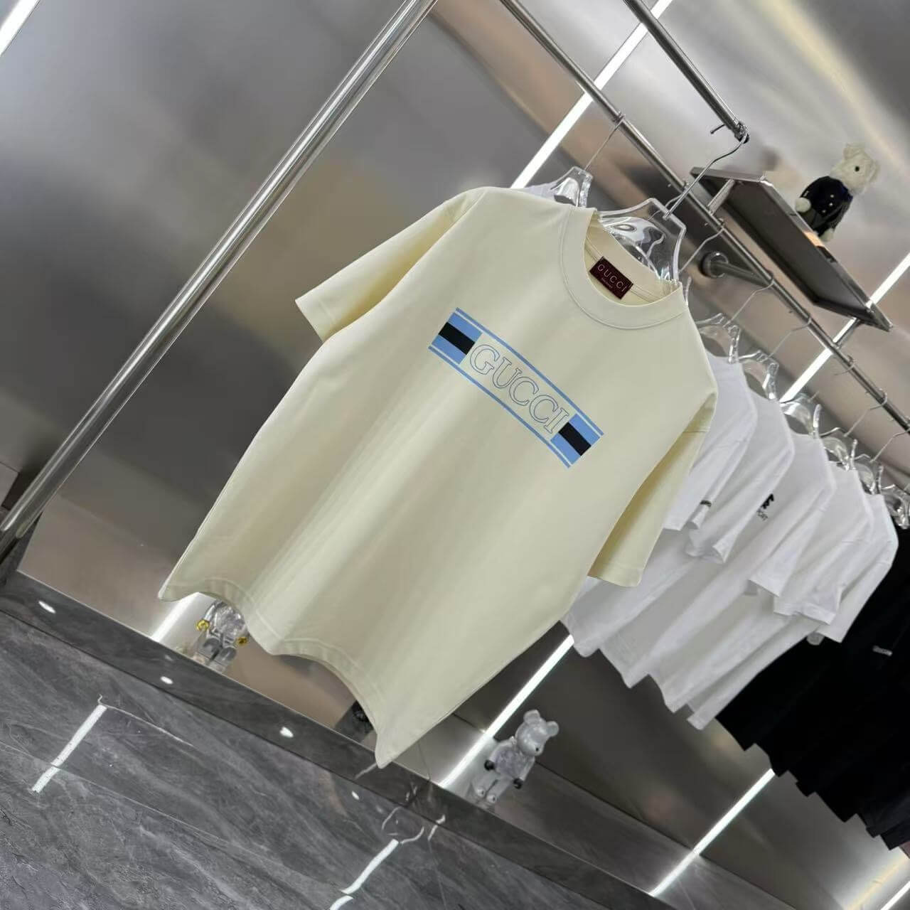 Camiseta con estampado de nuevo estilo