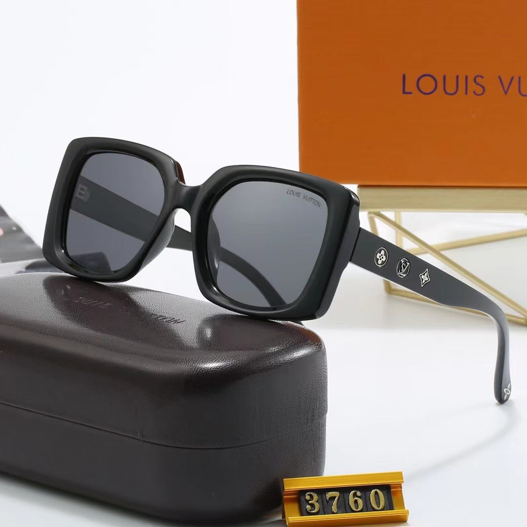 Gafas de sol retro con montura cuadrada