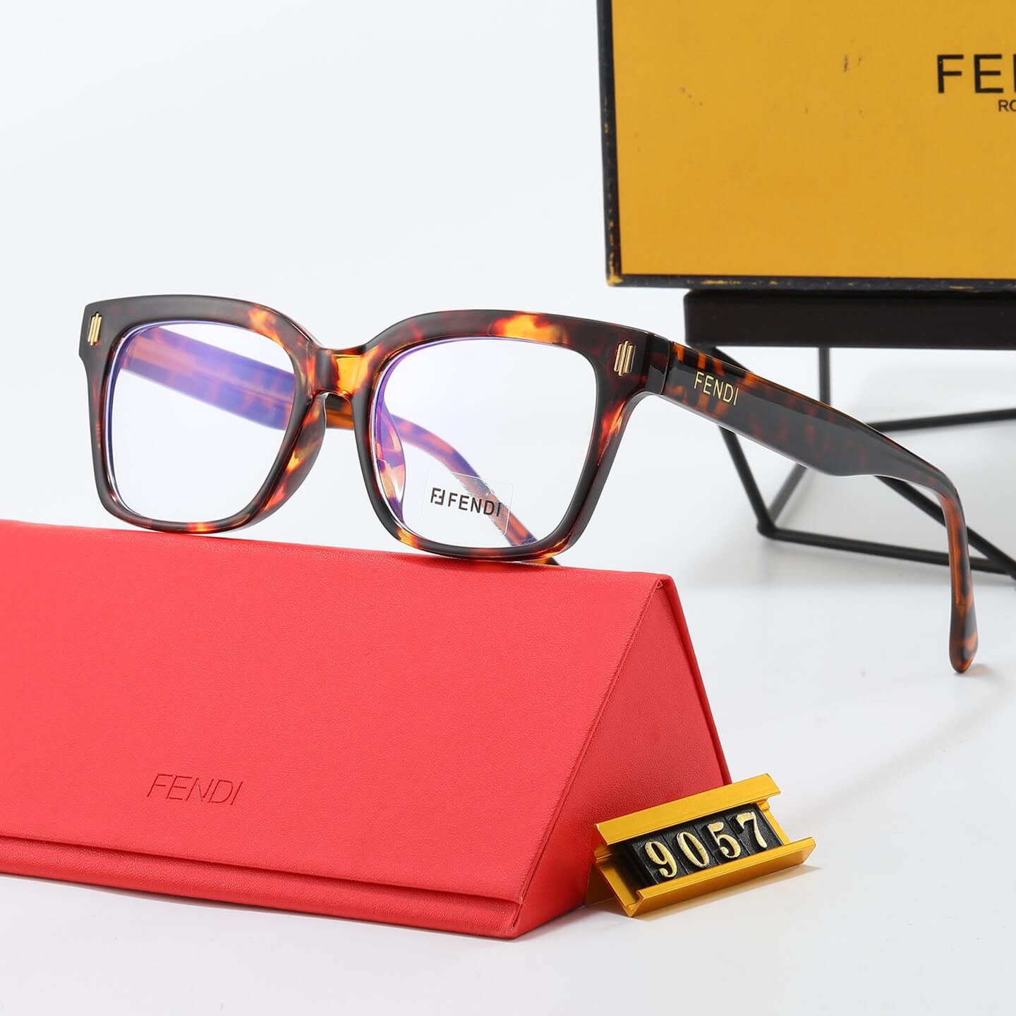 Lunettes unies à monture carrée tendance