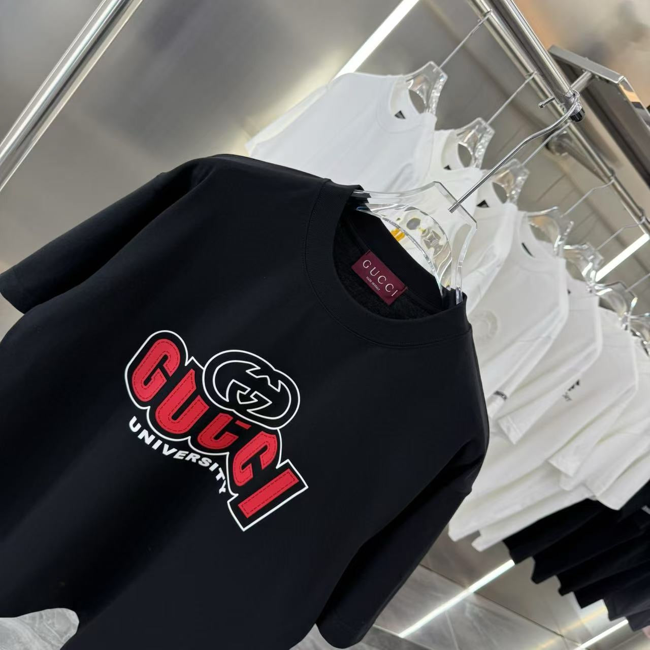 Camiseta con estampado de nuevo estilo