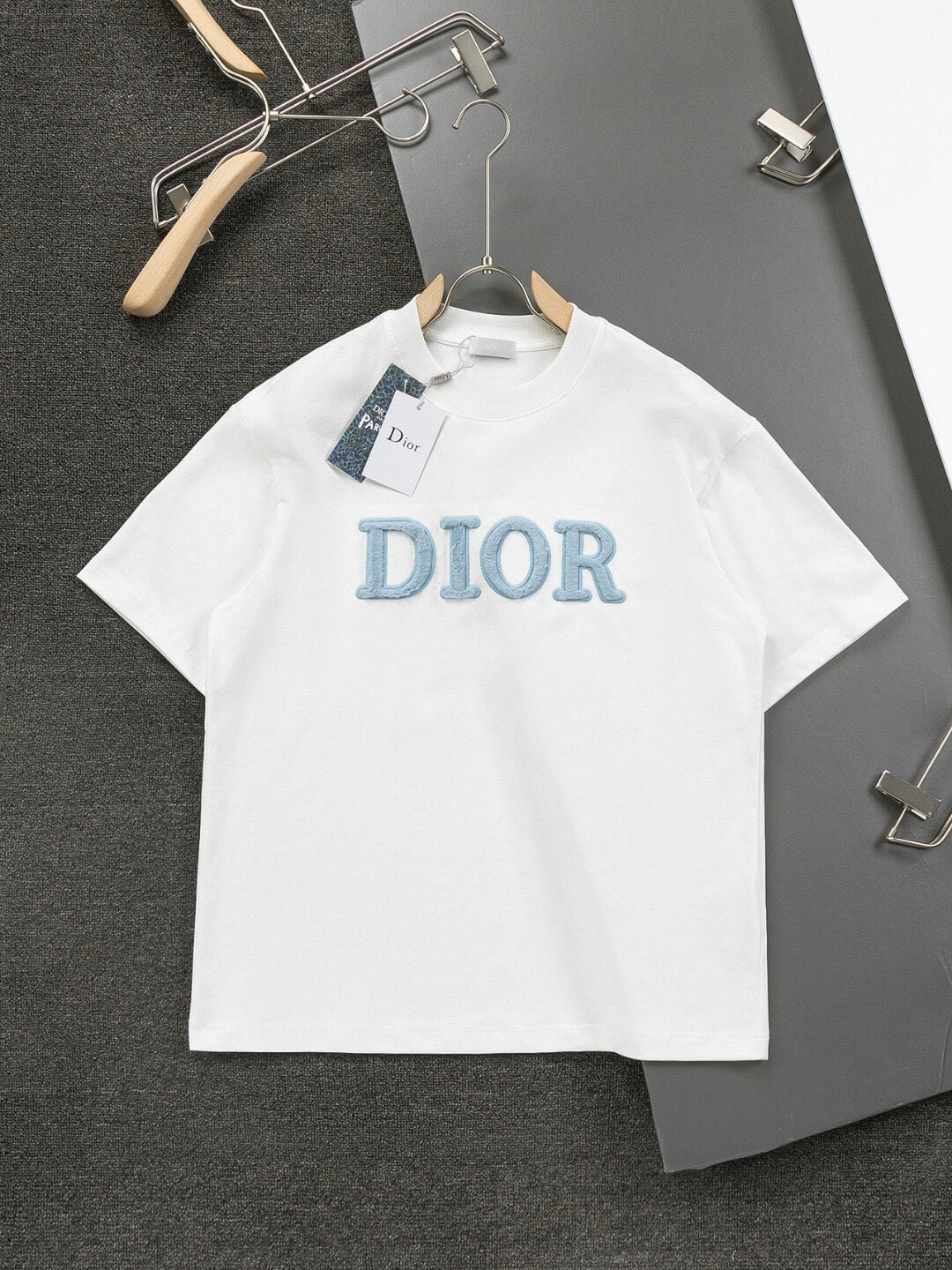 T-shirt floqué brodé