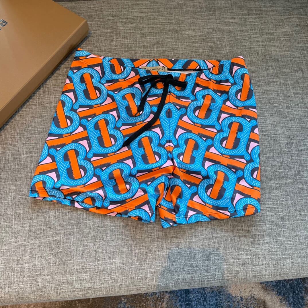 Bañador con estampado colorido por todas partes