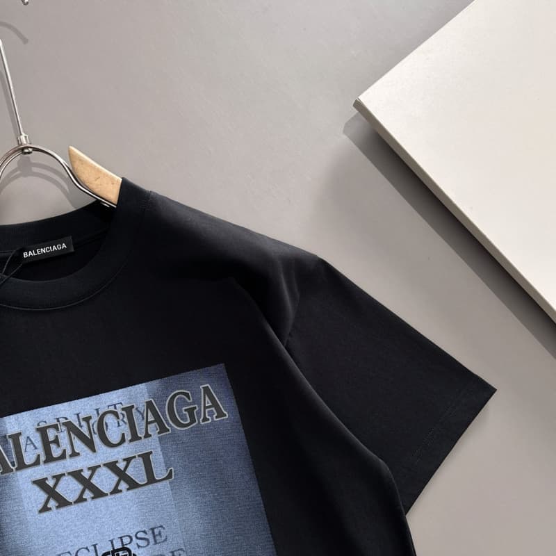 T-shirt Silent Shadow
