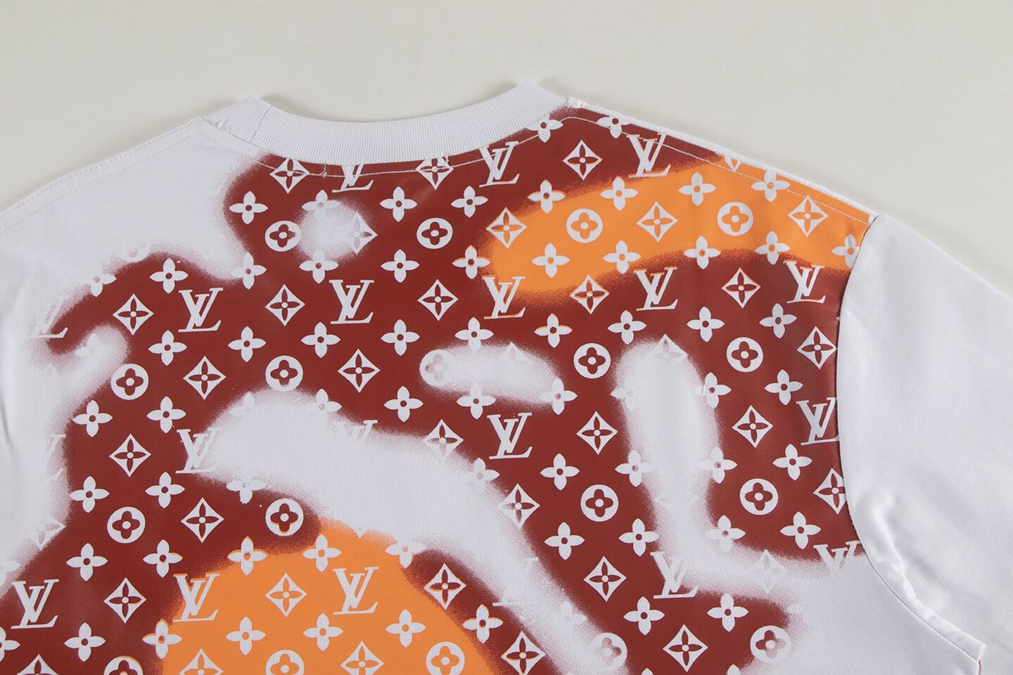 T-shirt à rendu dégradé