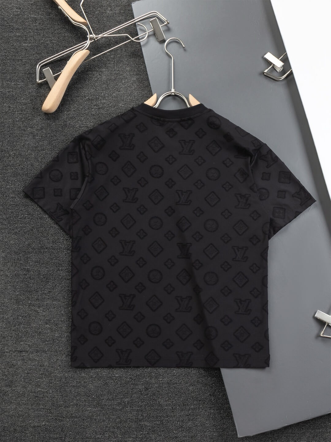 Camiseta llena de preguntas