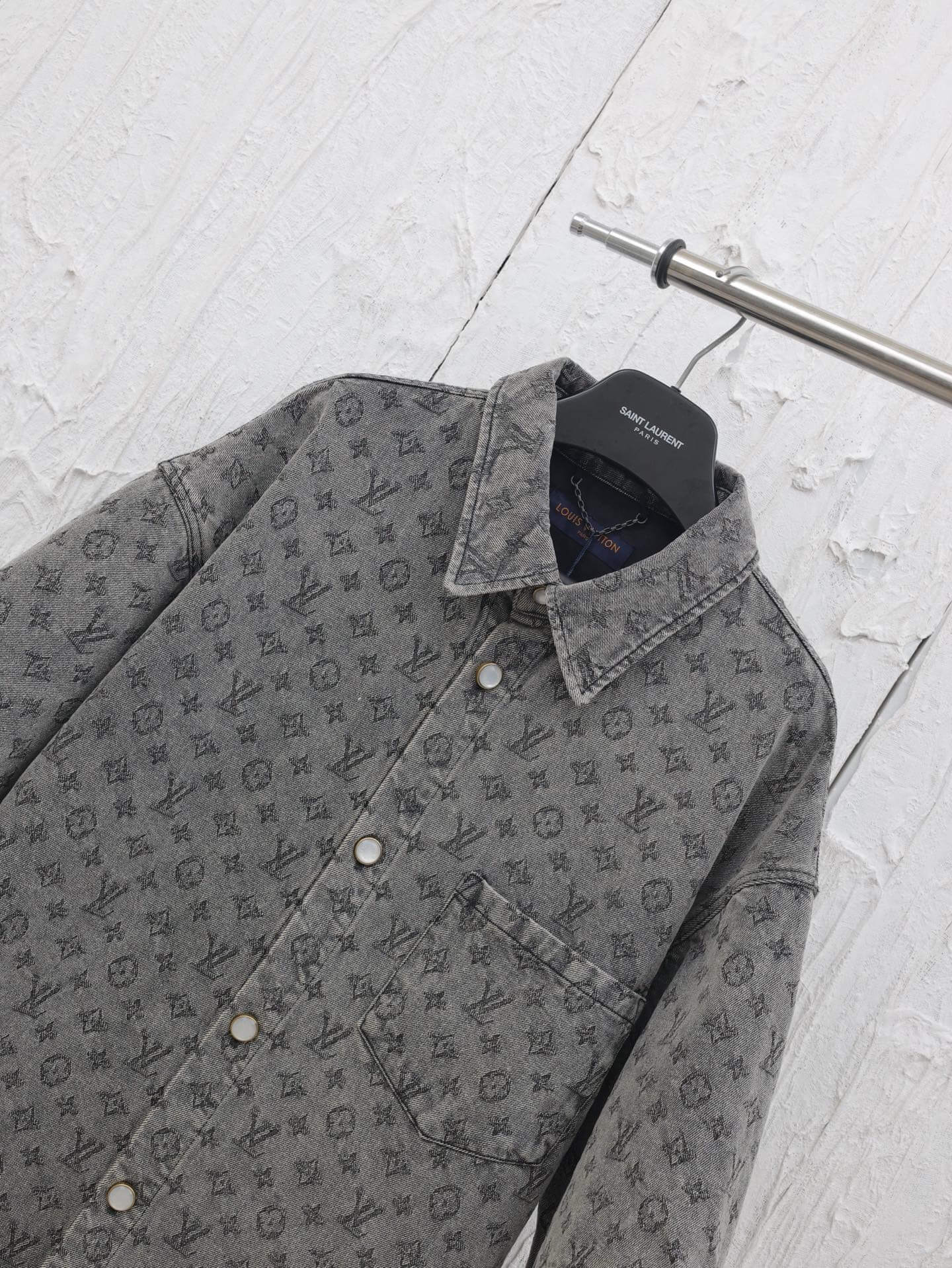 Exquisita camisa vaquera de jacquard
