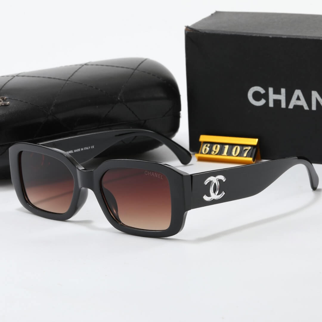 Lunettes de soleil chics transparentes à double C