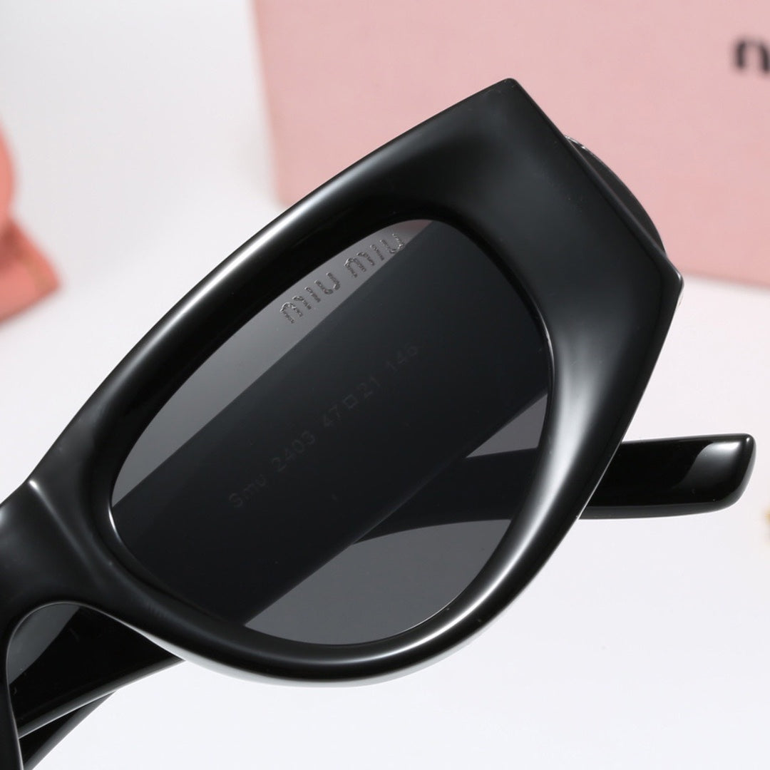Lunettes de soleil œil de chat modernes et élégantes