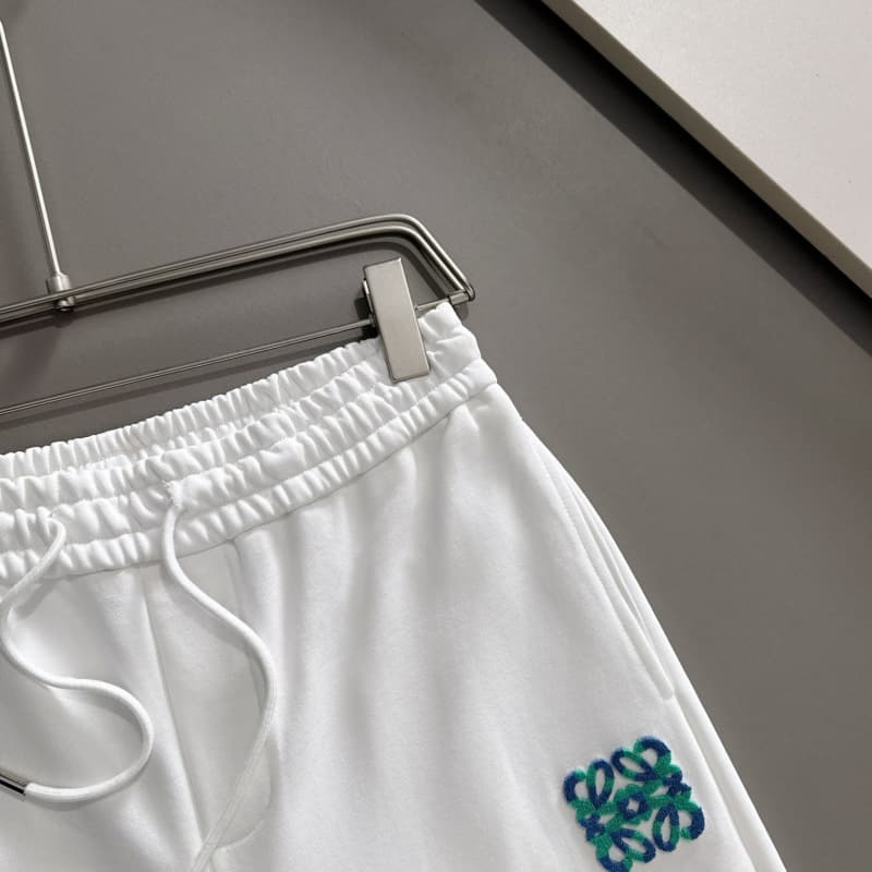 Pantalones cortos con estampado de felpa 3D