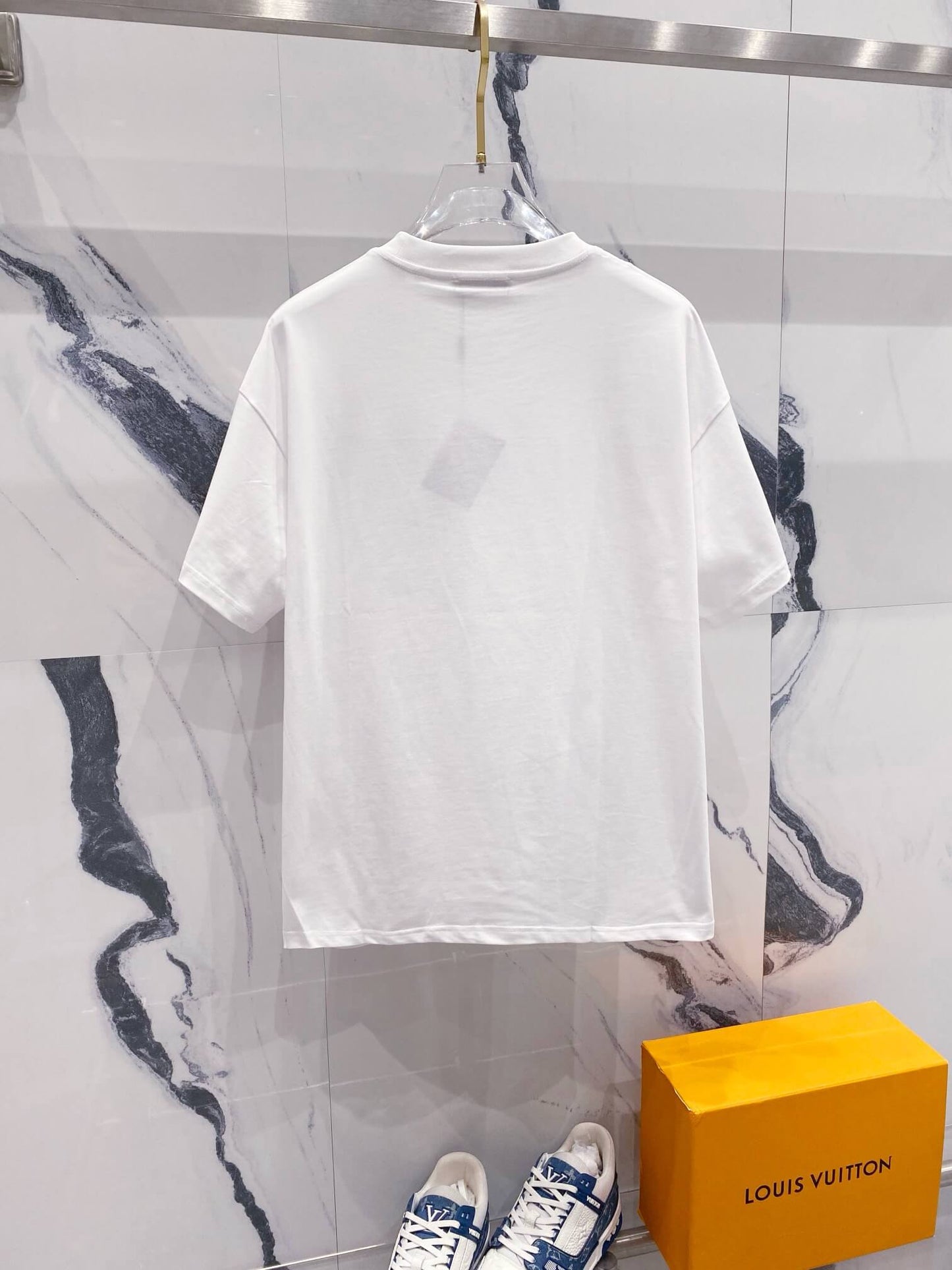 T-shirt à motif brodé vert