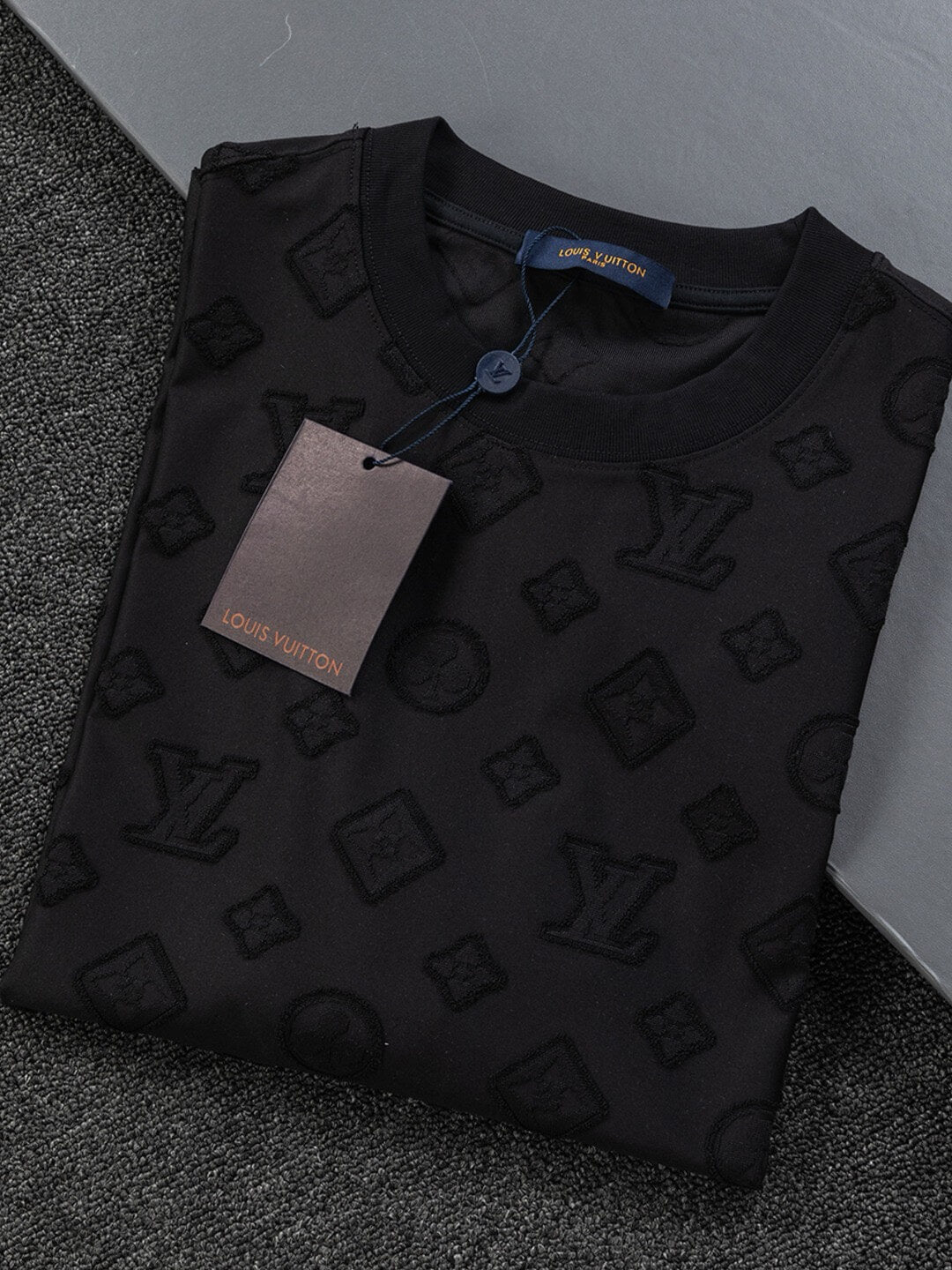 Camiseta llena de preguntas