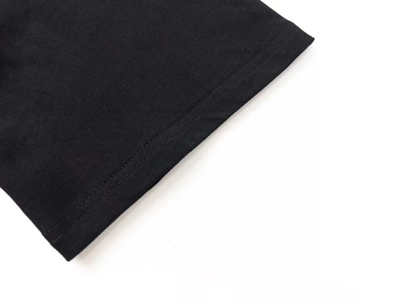 T-shirt imprimé à motifs colorés