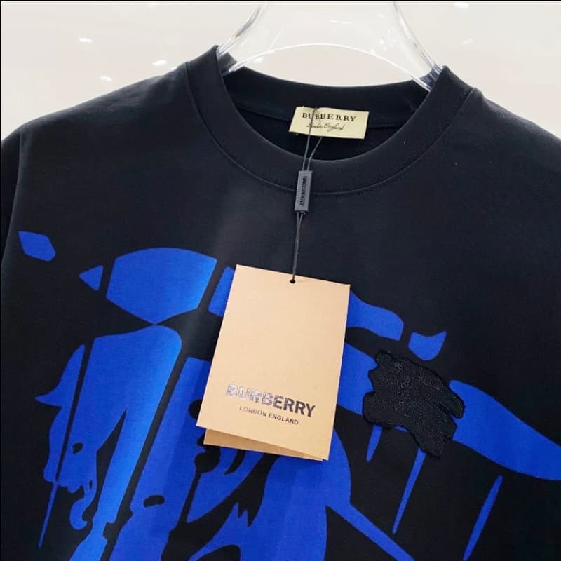 Camiseta con bordado del parche Warhorse 2025