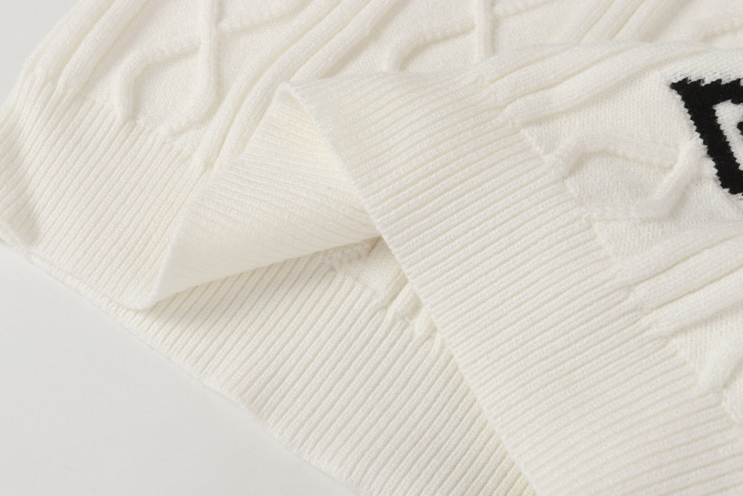 Knitted Textured Crewneck Sweater