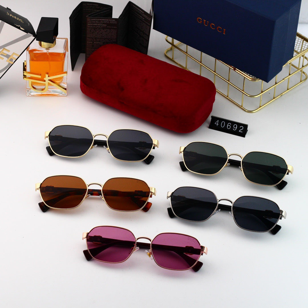 Gafas de sol vintage planas y ovaladas