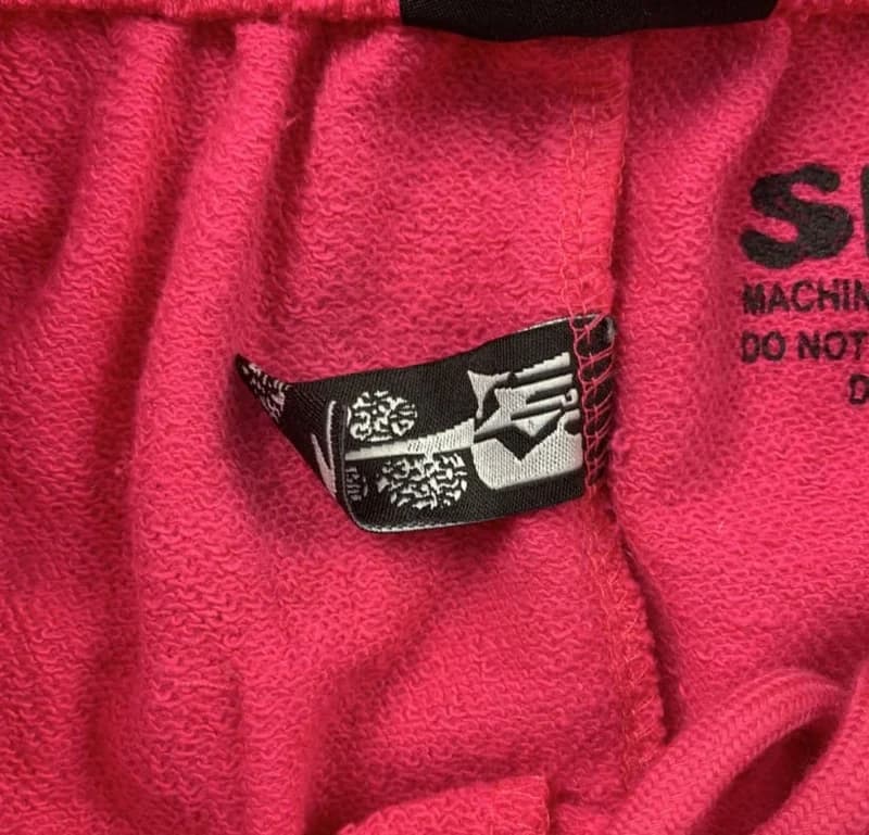 Pantalones negros y rosas