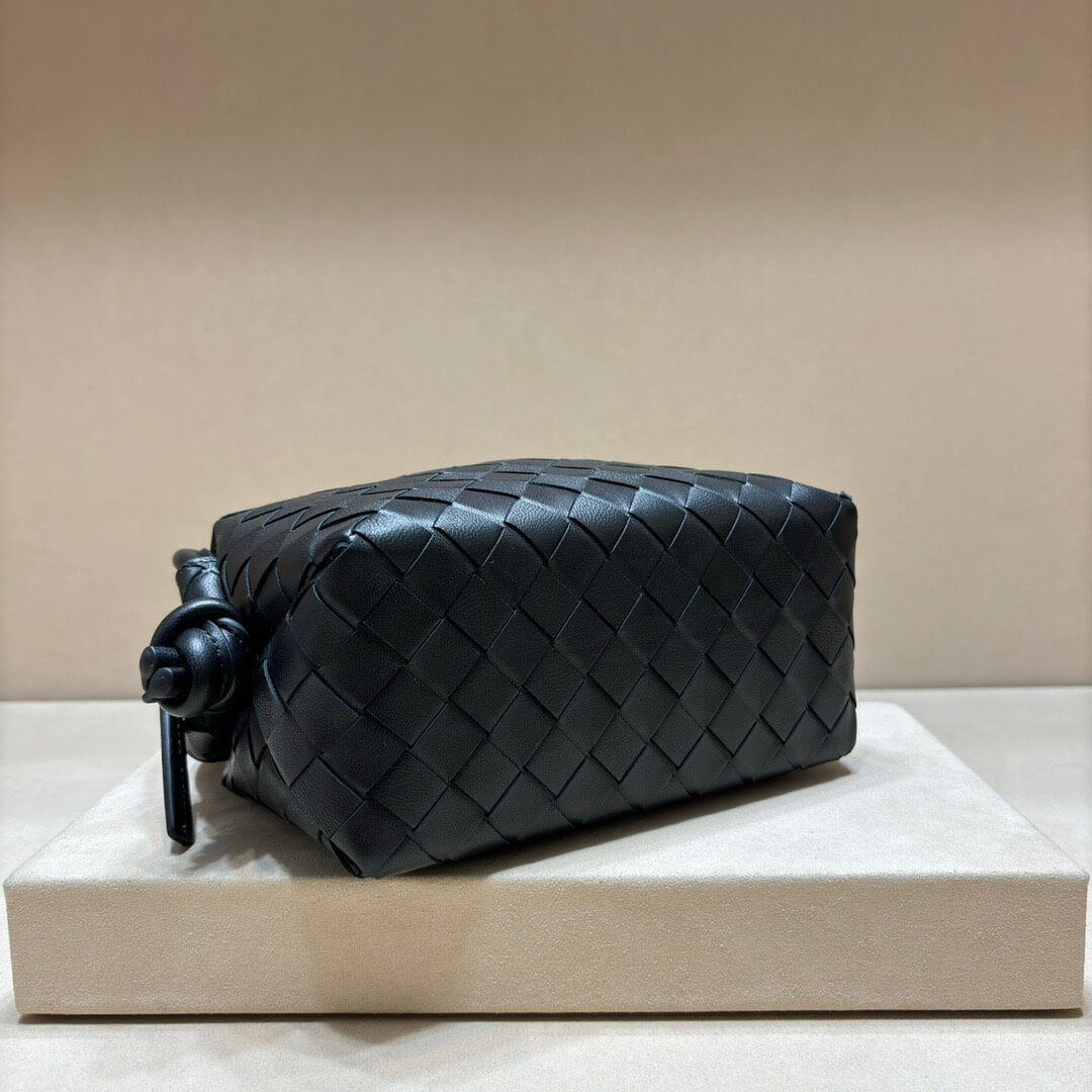 Elegante bolso de hombro de cuero tejido con hebilla de doble anilla