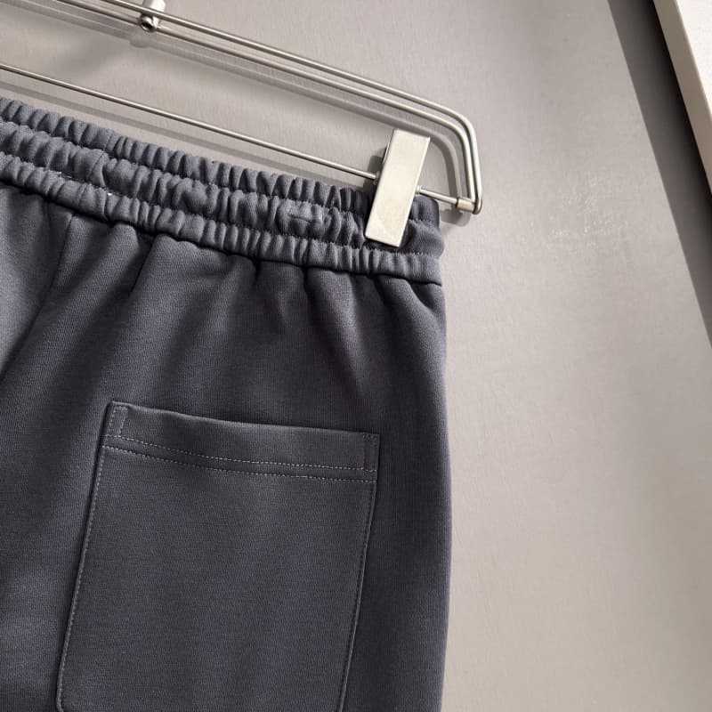 Pantalones cortos con estampado de felpa 3D