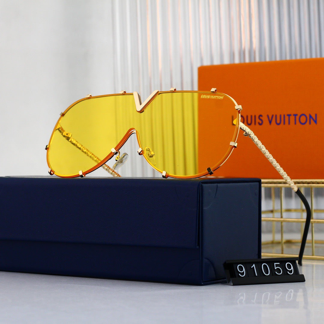 Gafas de sol modernas con montura metálica en forma de V