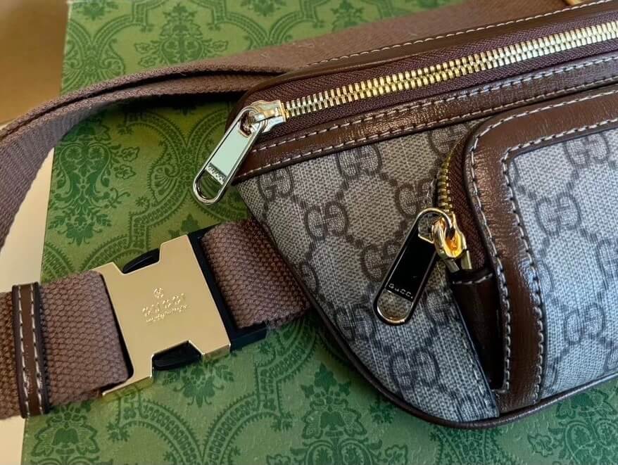 Sac bandoulière classique à imprimé intégral