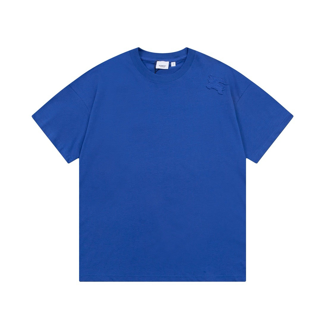 Camiseta bordada con caballo de guerra