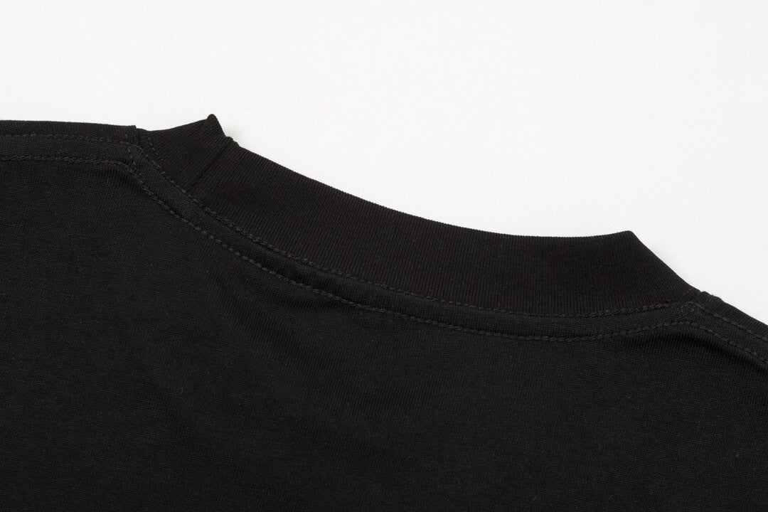 Camiseta clásica con estampado de letras