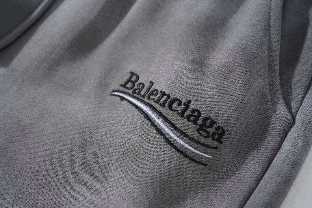 Pantalones cortos de mezclilla lavados nuevos