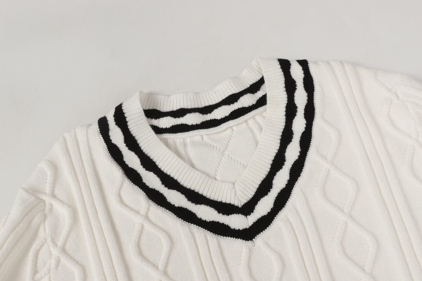 Knitted Textured Crewneck Sweater