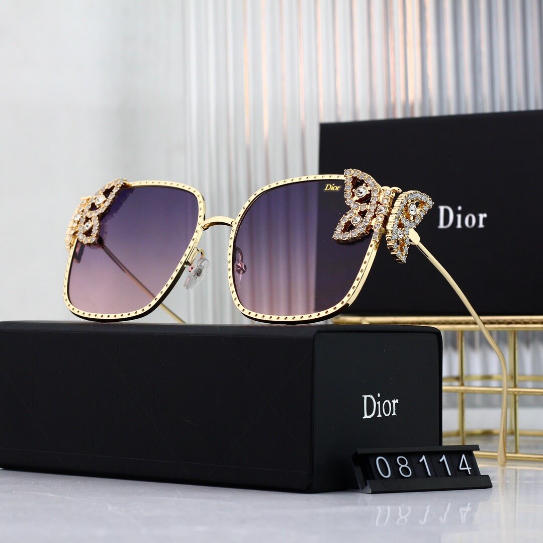 Gafas de sol de mariposa de metal de pasarela