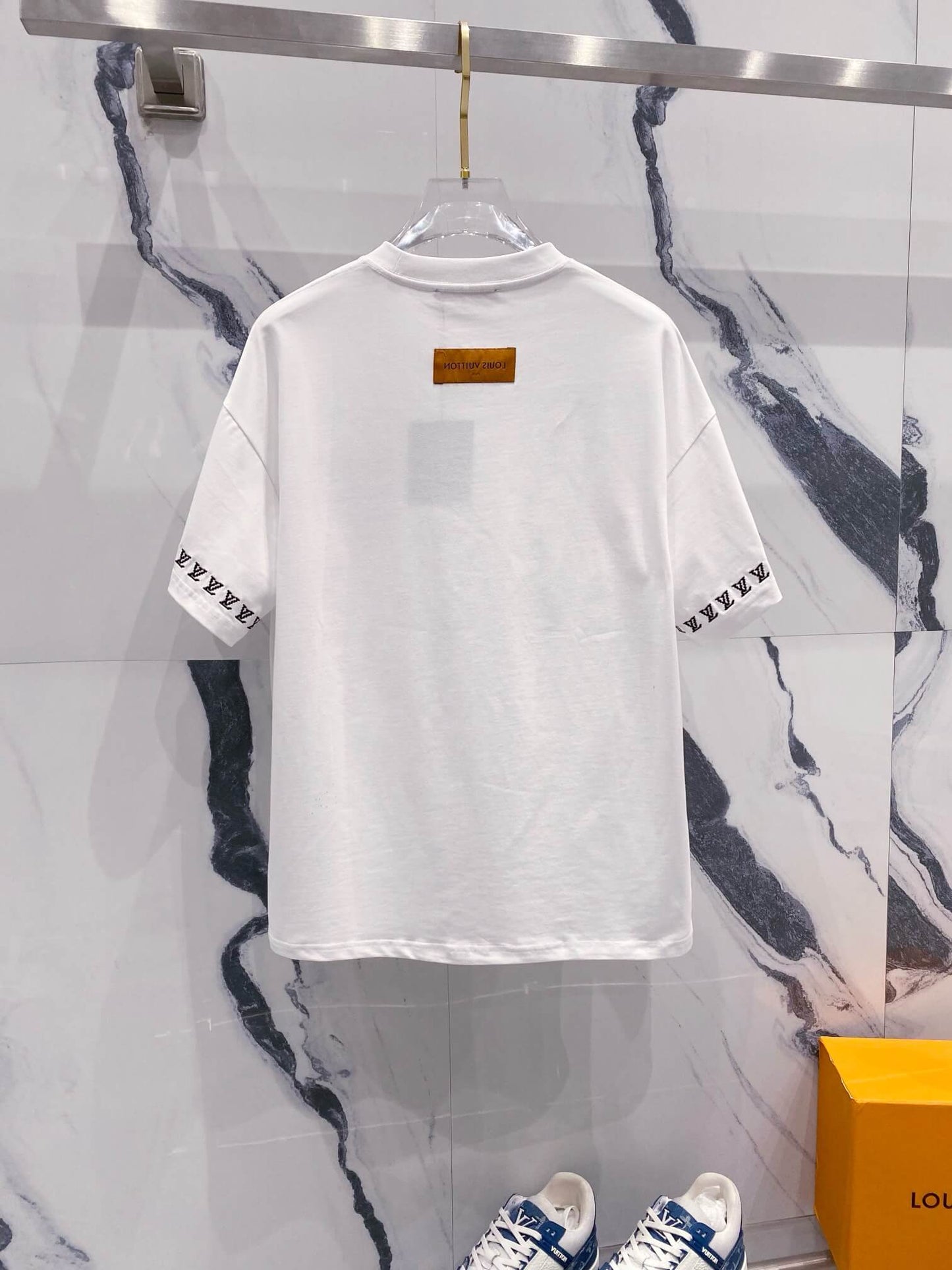 Patrón de bordado de manga de camiseta