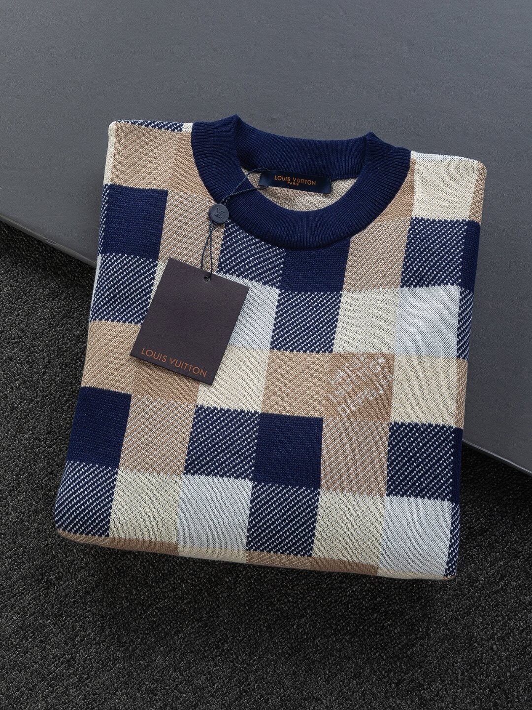 New Plaid Design Sweatshirt