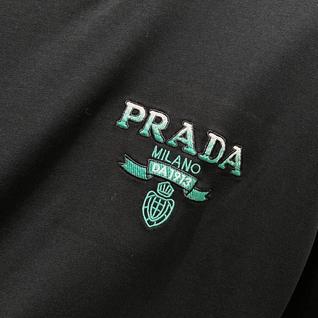 T-shirt à motif brodé vert
