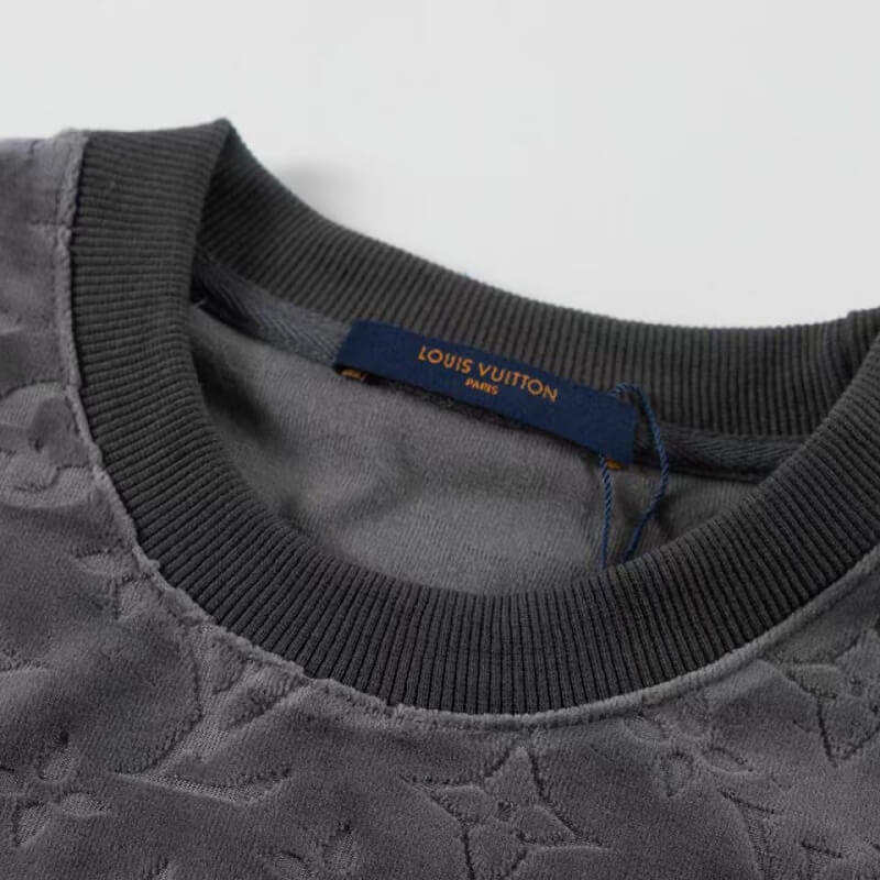 T-shirt classique imprimé en relief sur toute la surface