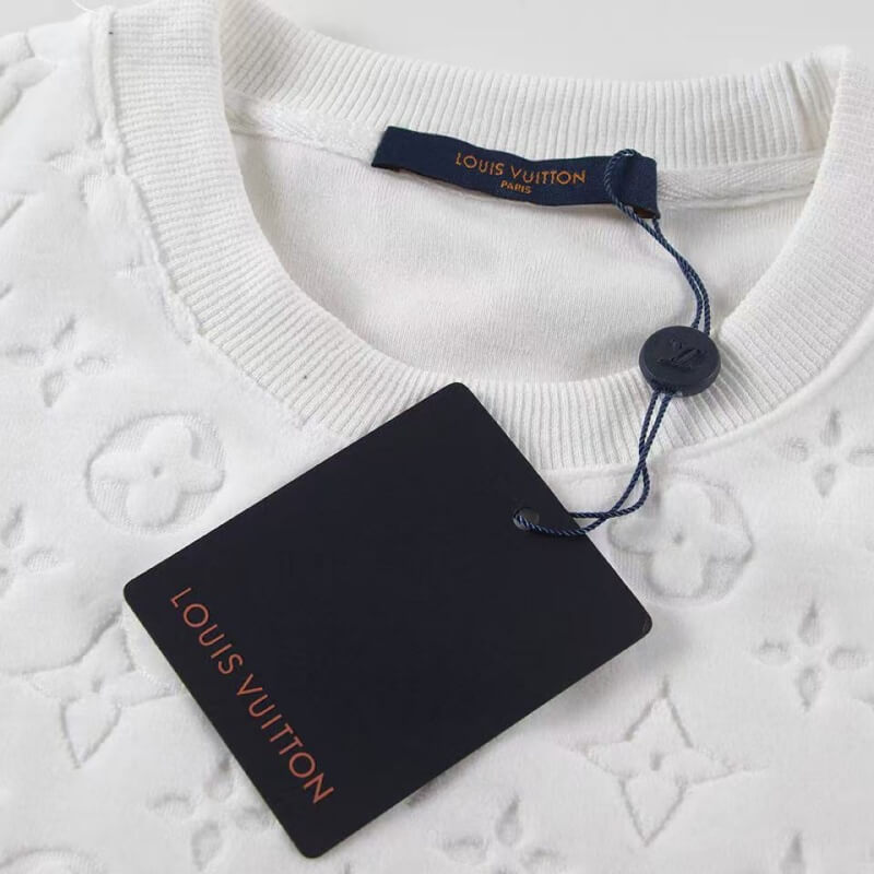 T-shirt classique imprimé en relief sur toute la surface