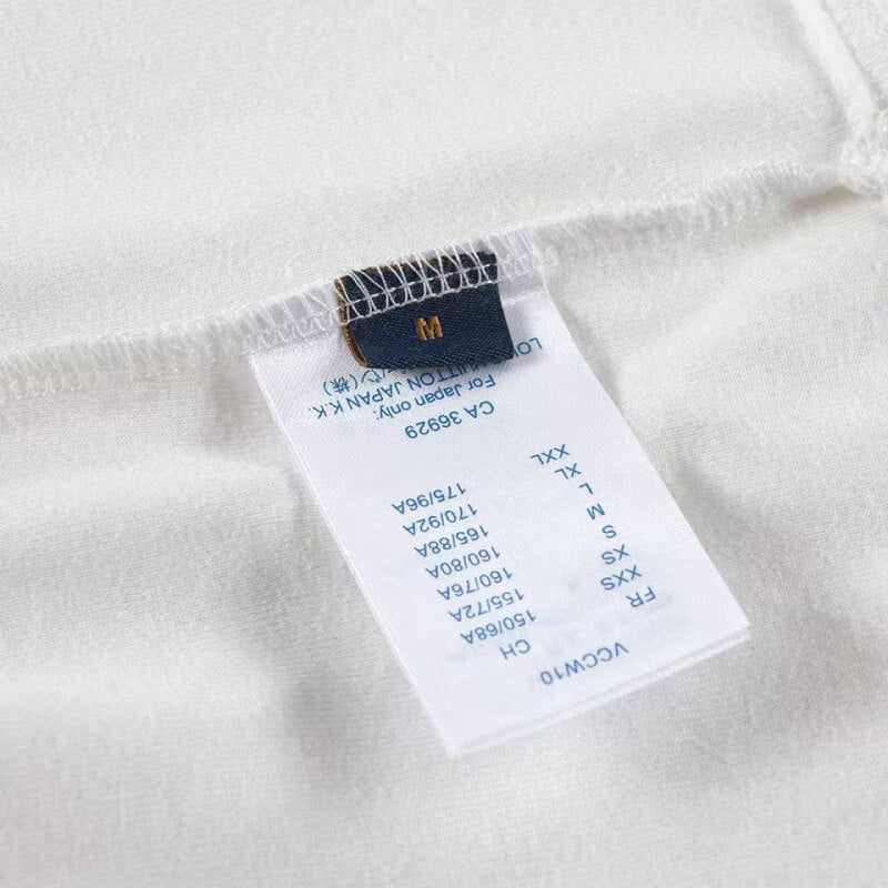 T-shirt classique imprimé en relief sur toute la surface