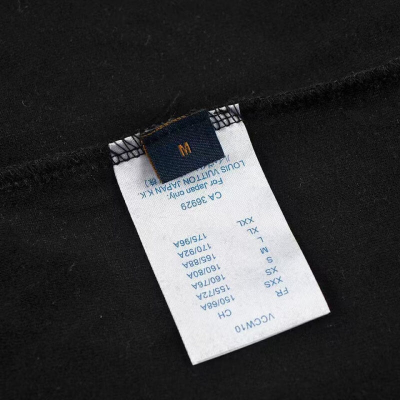 T-shirt classique imprimé en relief sur toute la surface