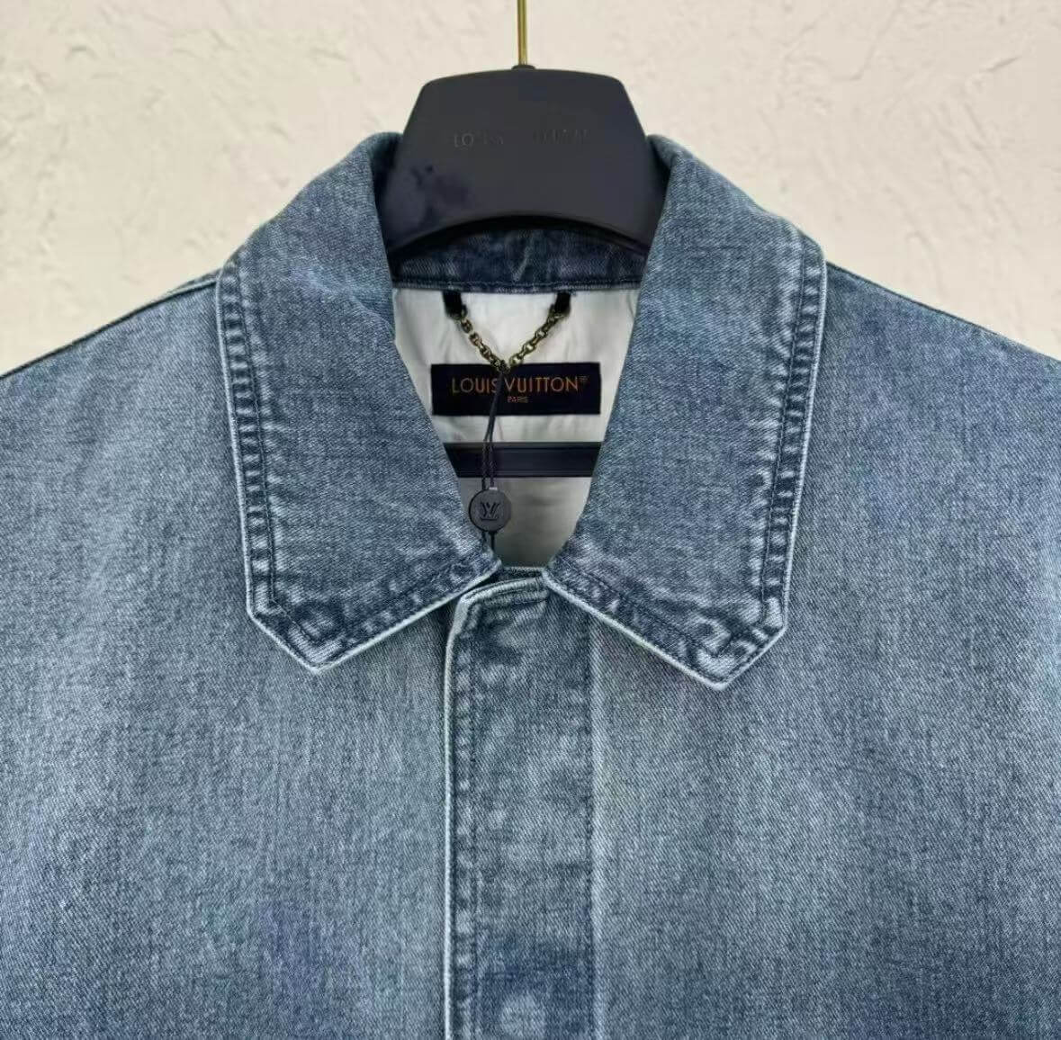 Ropa de trabajo clásica de mezclilla de manga corta