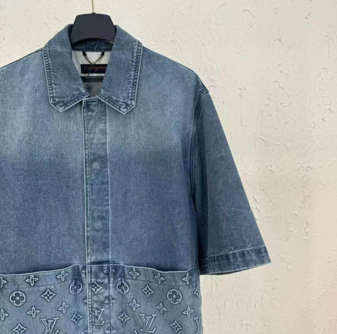 Ropa de trabajo clásica de mezclilla de manga corta