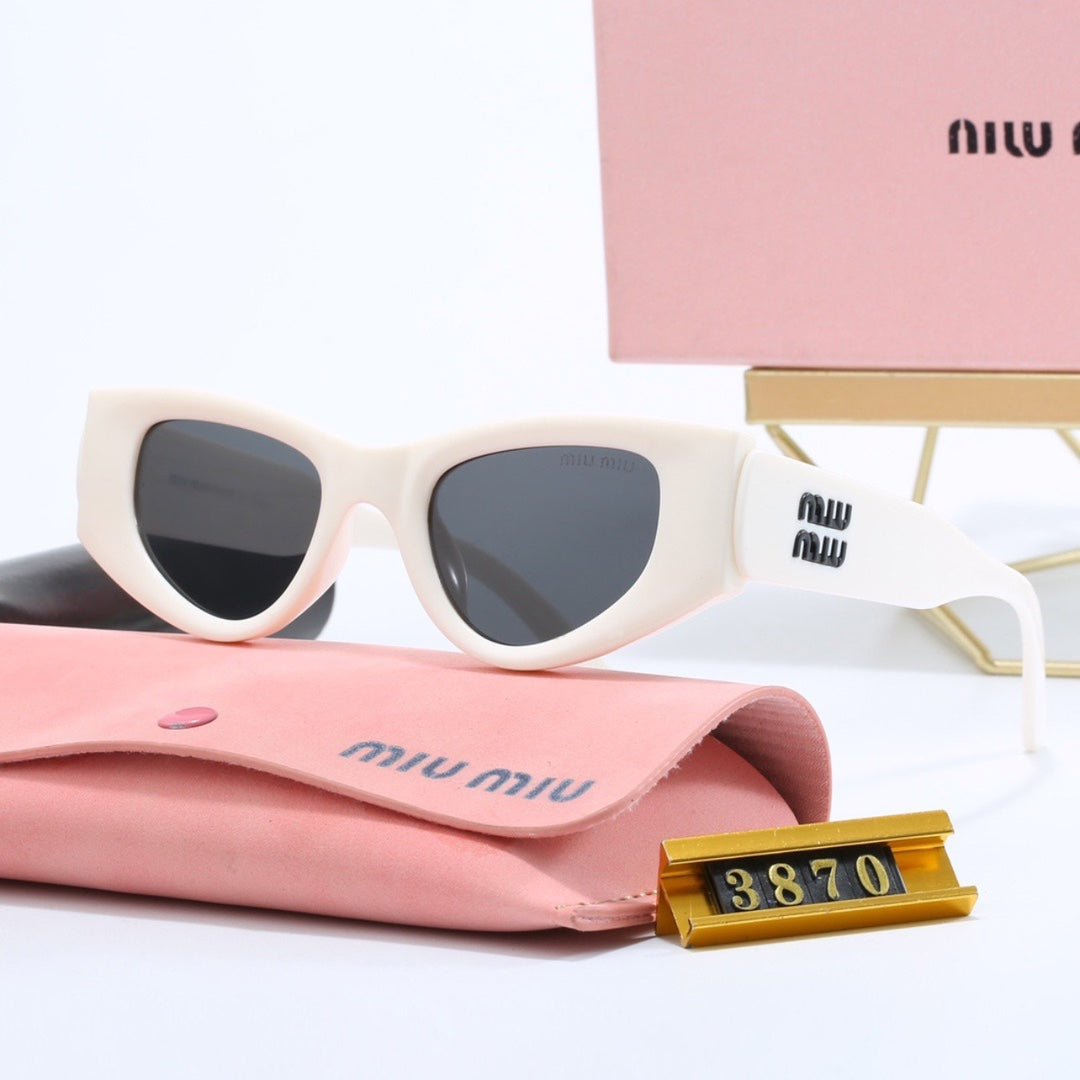 Lunettes de soleil œil de chat modernes et élégantes